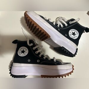 Platform converse